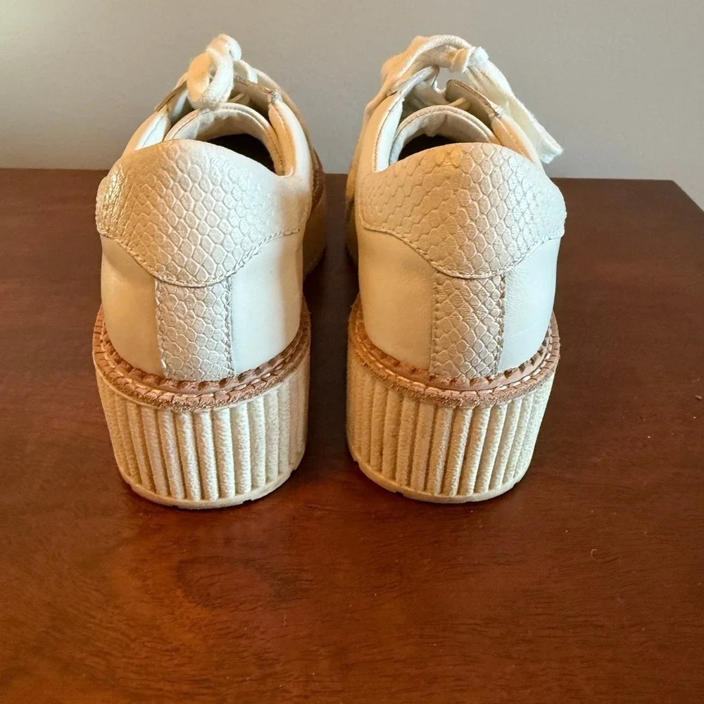 DV Dolce Vita Bubbles Platform Sneakers Size 8.5 | Women's Shoes
